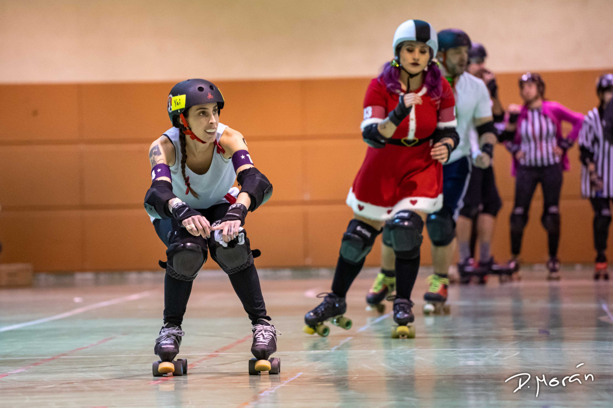 Scrimmage Mixto Navideño Lion Girls Roller Derby